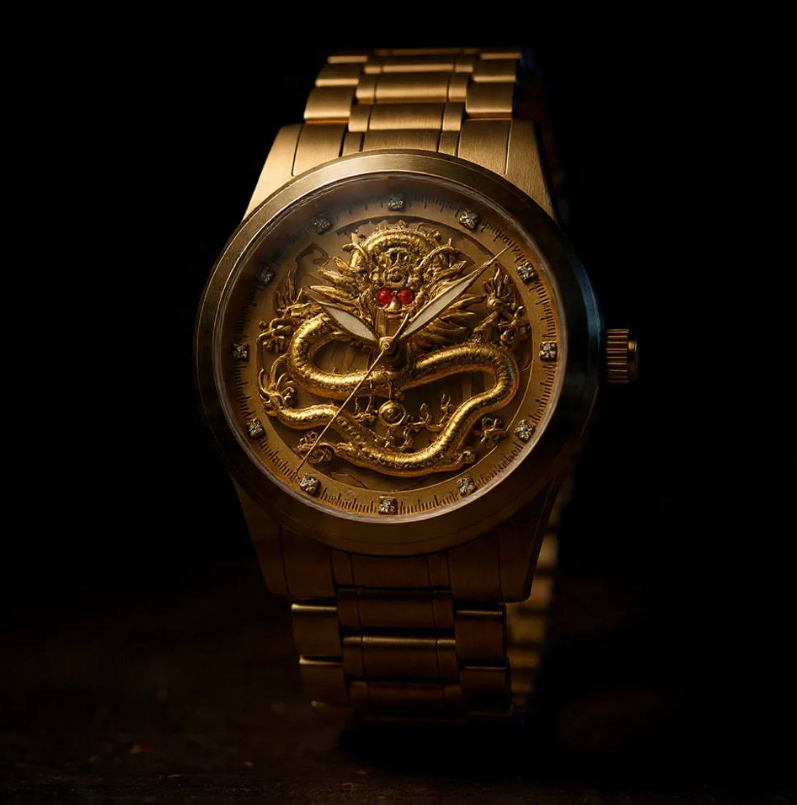 Reloj de dragón | la elegancia Del poder